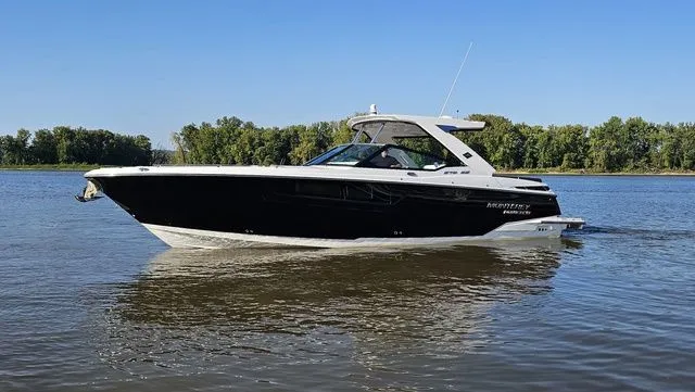 Slide: The Image of Monterey 378SS Super Sport 2022 - 4