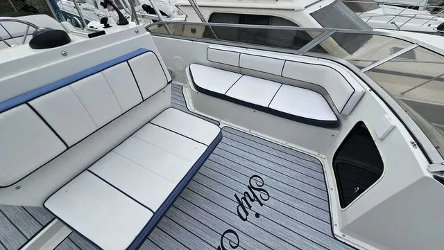 Slide: The Image of Carver Yachts 3467 Santego 1990 - 12