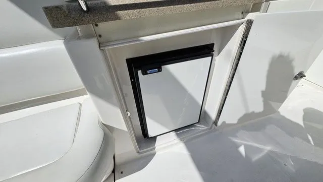 Slide: The Image of Regal Commodore 3260 2003 - 16