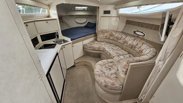 Slide: The Image of Bayliner 3055 Ciera 1999 - 11