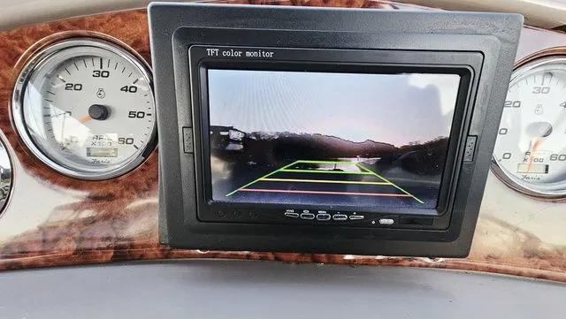 Slide: The Image of Rinker 300 Express Cruiser 2005 - 14