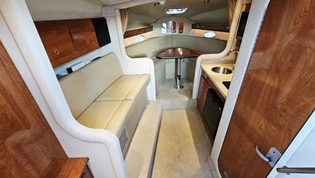 Slide: The Image of Rinker 300 Express Cruiser 2005 - 17