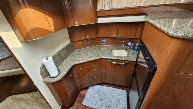 Slide: The Image of Sea Ray 40 Motor Yacht 2007 - 15