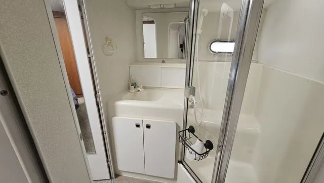 Slide: The Image of Silverton 41 Convertible 1995 - 27