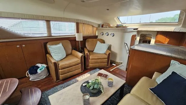 Slide: The Image of Sea Ray 40 Motor Yacht 2007 - 14