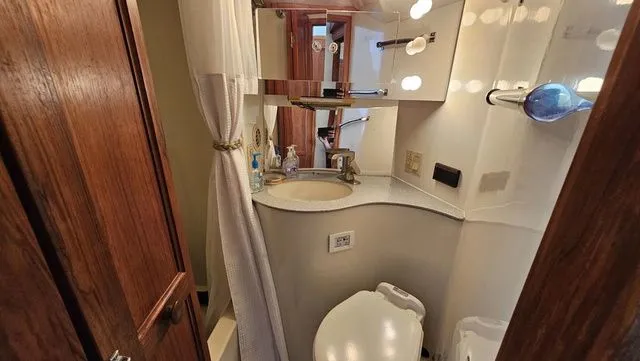 Slide: The Image of Bluewater 55 Coastal Cruiser 1988 - 31