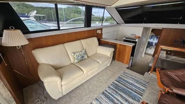 Slide: The Image of Silverton 41 Convertible 1995 - 17