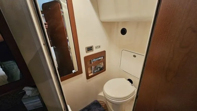 Slide: The Image of Sea Ray 40 Motor Yacht 2007 - 27