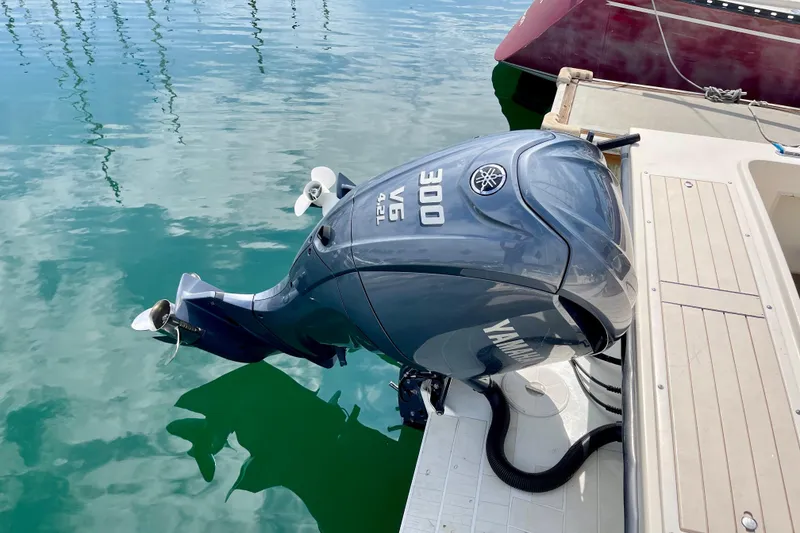 Slide: The Image of Yamaha 300 V6 outboard motor on a 2002 Parker 2520 XL Sport Cabin boat. - 10