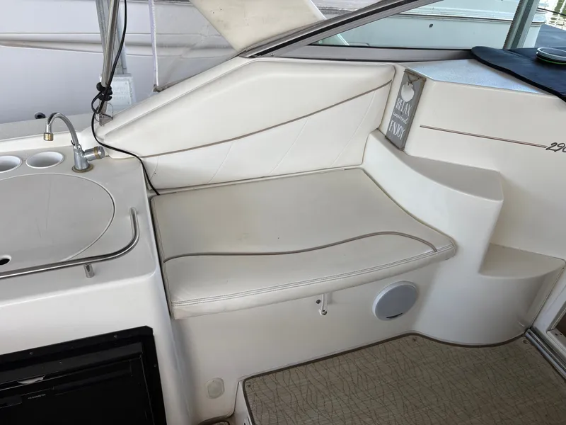 Slide: The Image of Larson Cabrio 290 2001 - 13