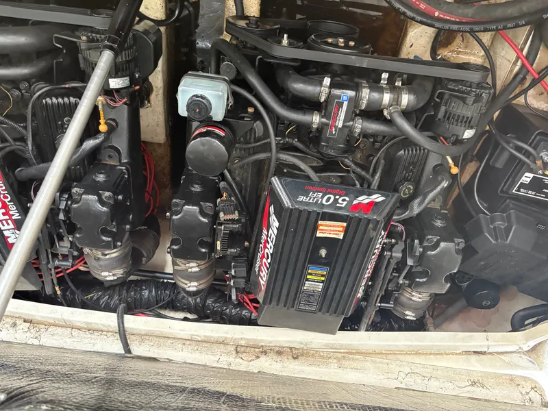 Slide: The Image of Larson Cabrio 290 2001 - 34