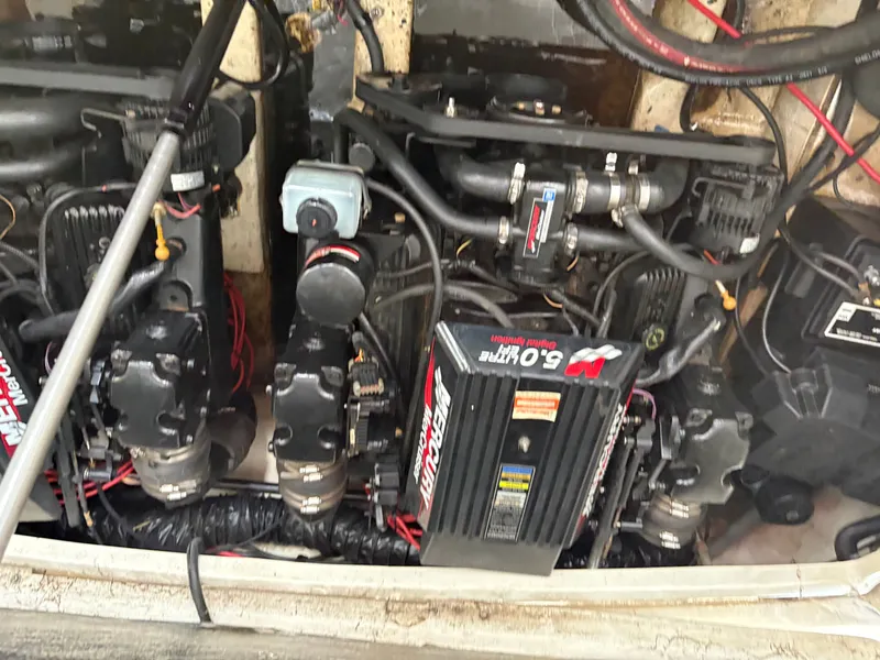 Slide: The Image of Larson Cabrio 290 2001 - 35