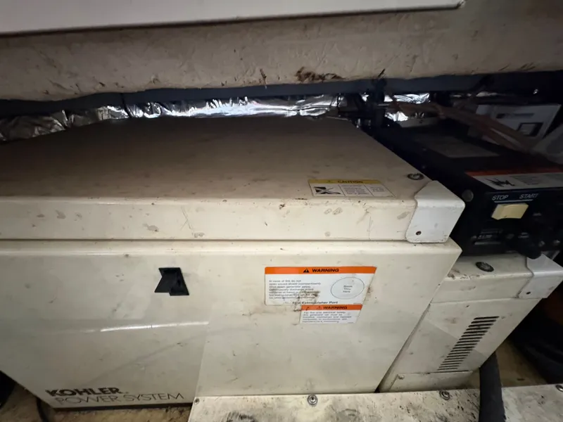 Slide: The Image of Larson Cabrio 290 2001 - 39