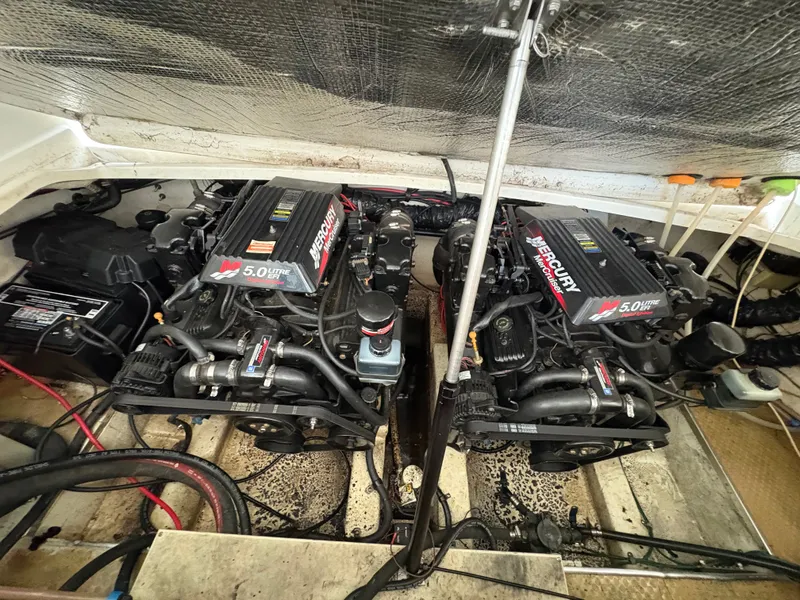 Slide: The Image of Larson Cabrio 290 2001 - 40