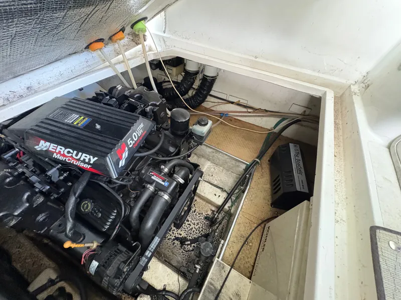 Slide: The Image of Larson Cabrio 290 2001 - 42