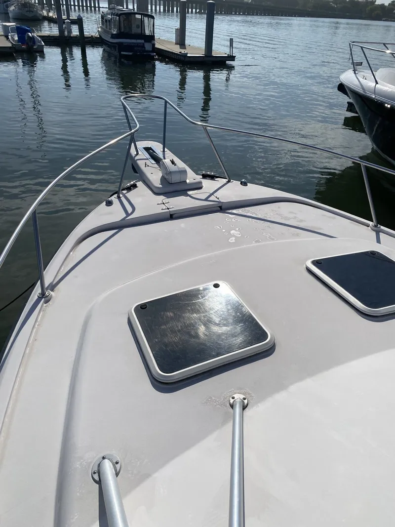 Slide: The Image of Grady-White Express 330 2002 - 5