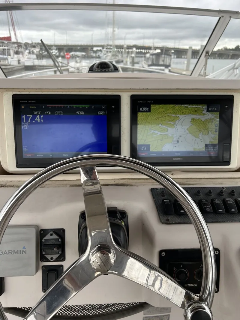 Slide: The Image of Grady-White Express 330 2002 - 7