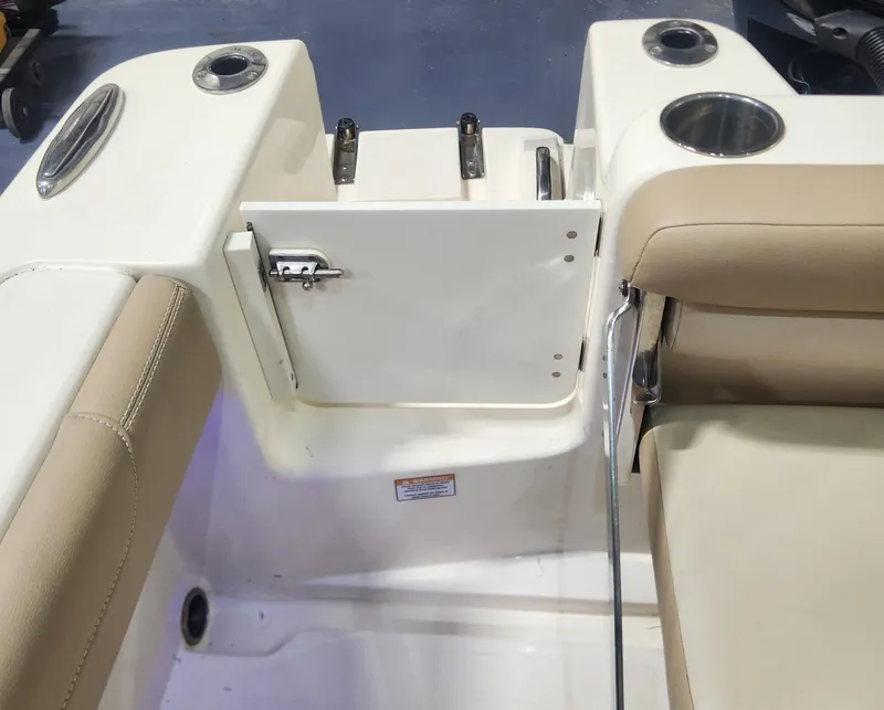 Slide: The Image of Interior view of Scout 215 XSF boat, 2023 model. - 37