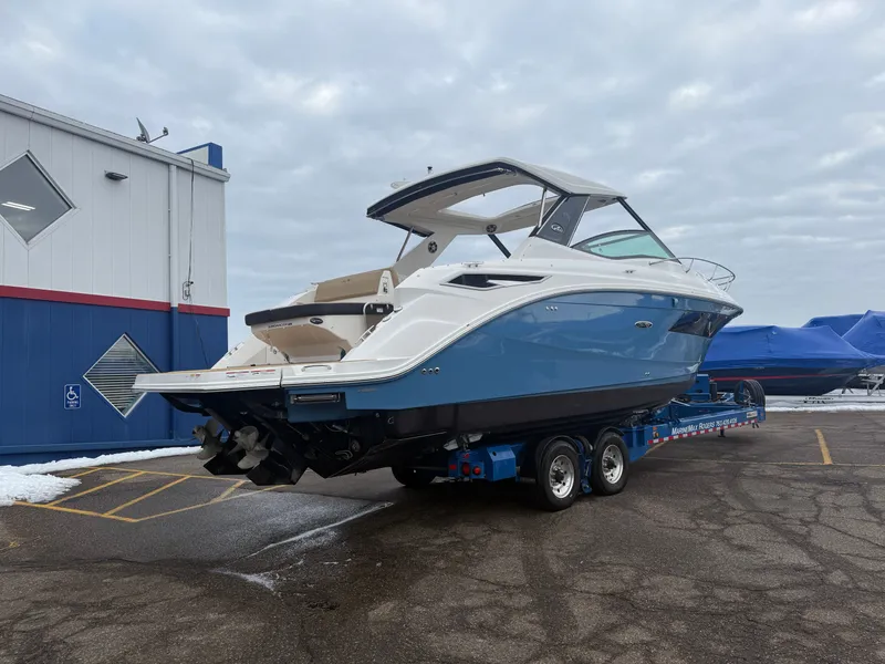 Slide: The Image of Sea Ray Sundancer 320 2023 - 1