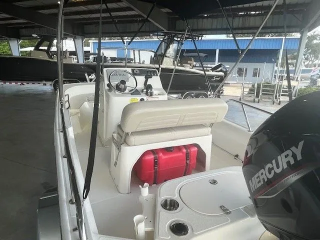 Slide: The Image of Boston Whaler 150 Montauk 2023 - 4