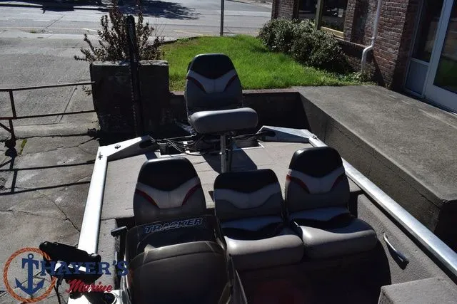 Slide: The Image of Tracker Pro Team 175 2002 - 18