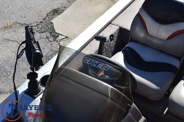 Slide: The Image of Tracker Pro Team 175 2002 - 21