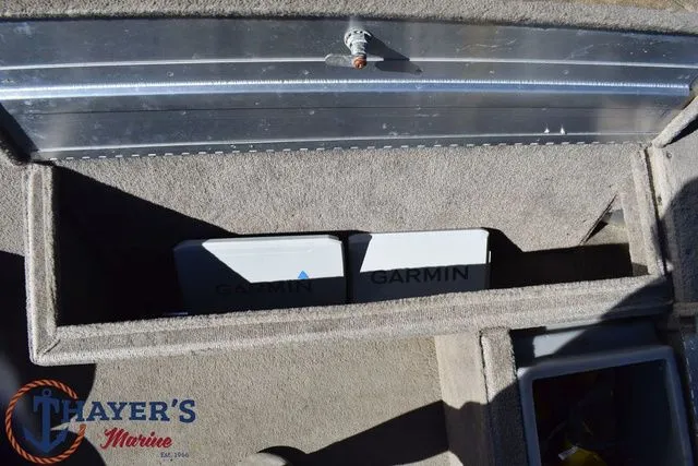 Slide: The Image of Tracker Pro Team 175 2002 - 24