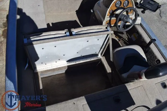 Slide: The Image of Tracker Pro Team 175 2002 - 25