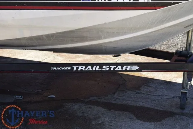 Slide: The Image of Tracker Pro Team 175 2002 - 3