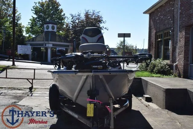 Slide: The Image of Tracker Pro Team 175 2002 - 31