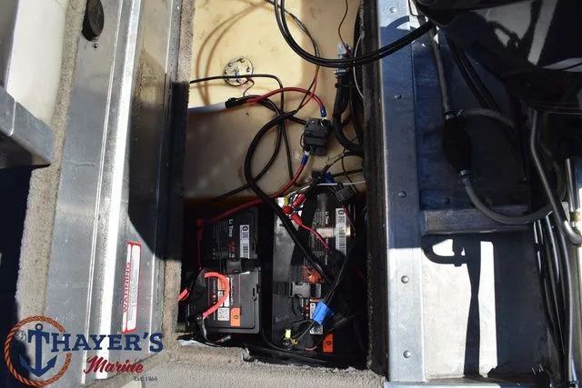 Slide: The Image of Tracker Pro Team 175 2002 - 33