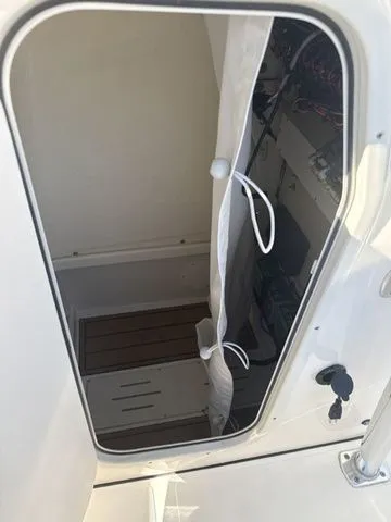 Slide: The Image of Bulls Bay 255 Center Console 2026 - 16