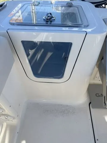 Slide: The Image of Bulls Bay 255 Center Console 2026 - 9