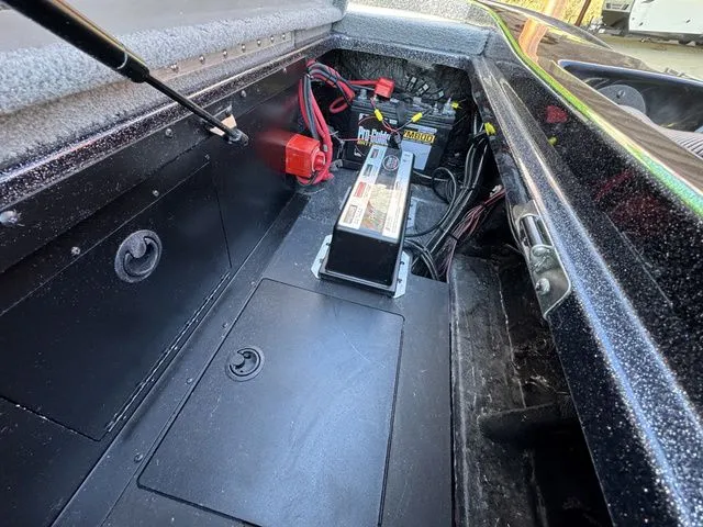 Slide: The Image of Caymas CX 18 PRO 2026 - 22