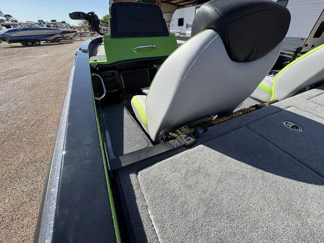 Slide: The Image of Caymas CX 18 PRO 2026 - 24