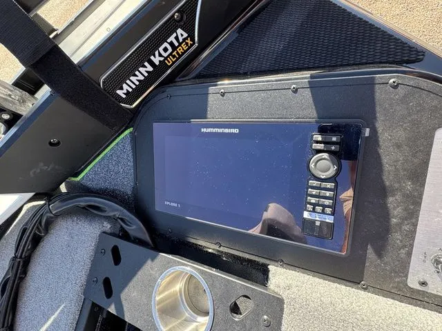 Slide: The Image of Caymas CX 18 PRO 2026 - 9