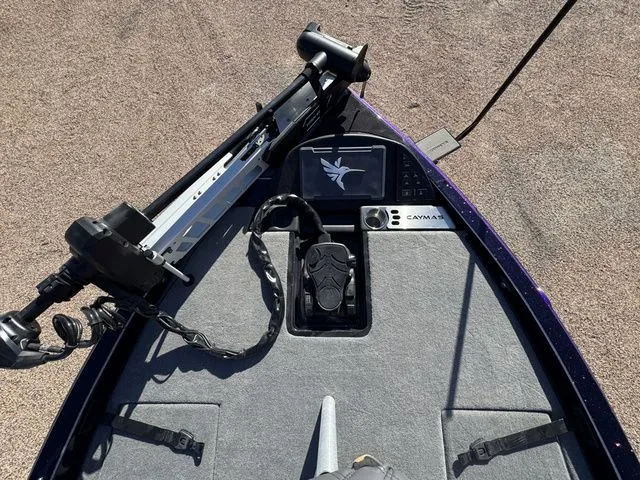 Slide: The Image of Caymas CX 21 PRO 2026 - 17