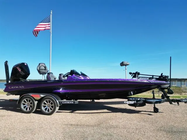 Slide: The Image of Caymas CX 21 PRO 2026 - 26