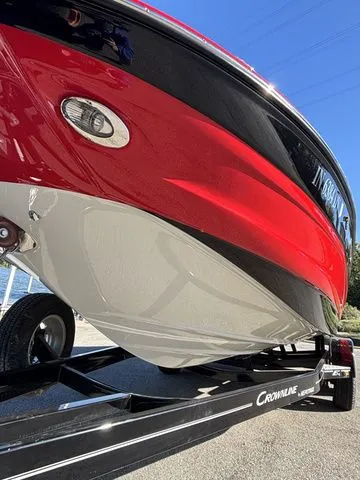 Slide: The Image of Crownline Boats Eclipse E4 2015 - 34