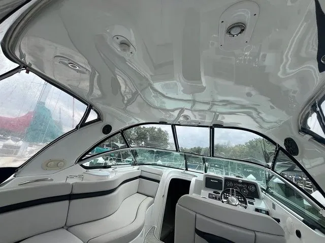 Slide: The Image of Rinker EX 320 2017 - 5