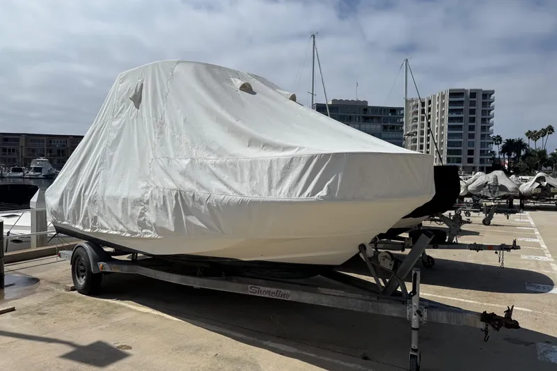Slide: The Image of 2019 Boston Whaler 190 Montauk with Mercury 150 outboard engine, top view. - 11