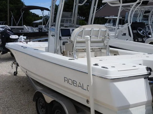 Slide: The Image of Robalo 226 Cayman 2015 - 4