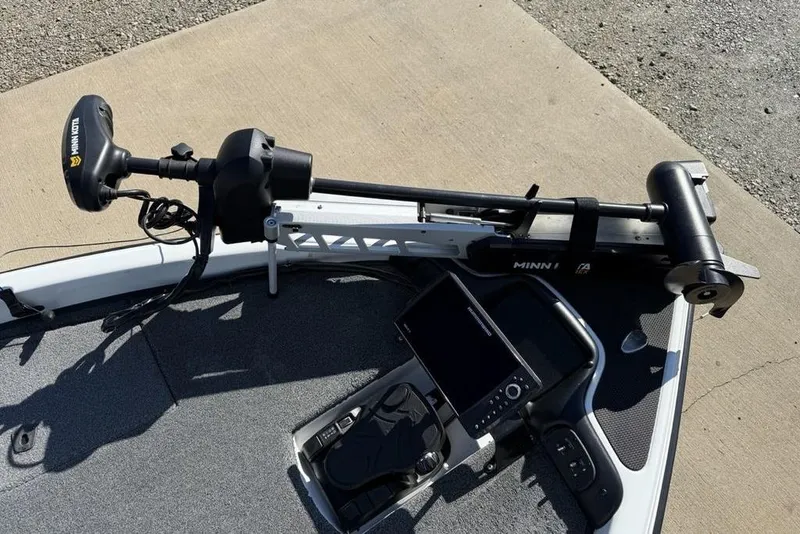 Slide: The Image of 2019 Phoenix 618 Pro boat with Minn Kota trolling motor and fishfinder. - 10