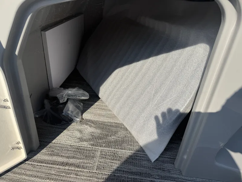 Slide: The Image of Bentley Pontoons Legacy 200HP Swingback 223 Tritoon 2026 - 29