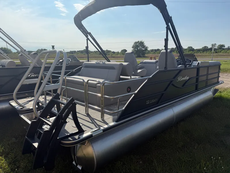 Slide: The Image of Bentley Pontoons Legacy 200HP Swingback 223 Tritoon 2026 - 45