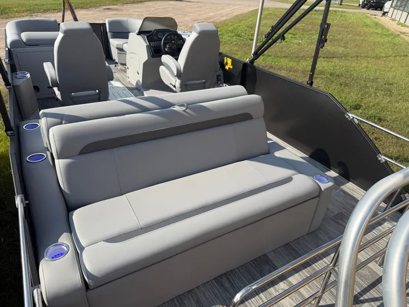 Slide: The Image of Bentley Pontoons Legacy 223 Swingback Tritoon & Honda 4-Stroke EFI 2026 - 18