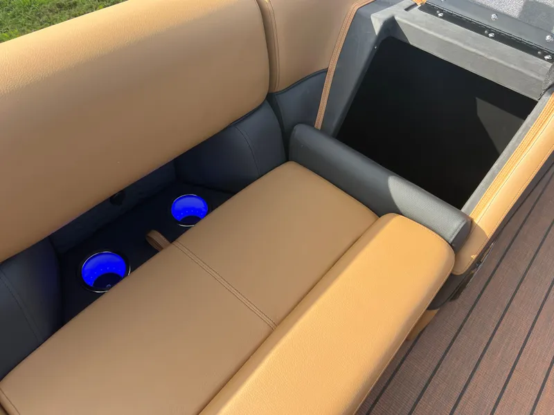 Slide: The Image of Bentley Pontoons Elite 200HP Admiral 223 Quad Lounge Tritoon 2026 - 13