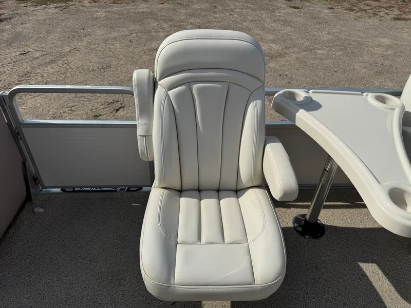 Slide: The Image of Premier 220 Sunspree pontoon 2009 - 14
