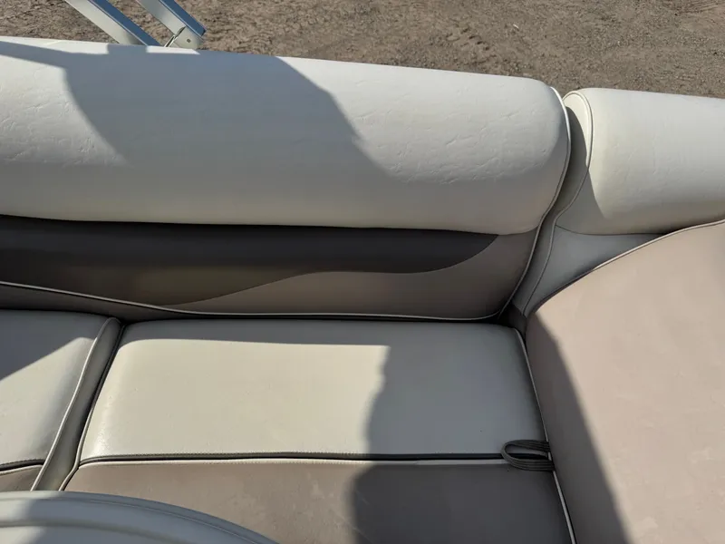 Slide: The Image of Premier 220 Sunspree pontoon 2009 - 21