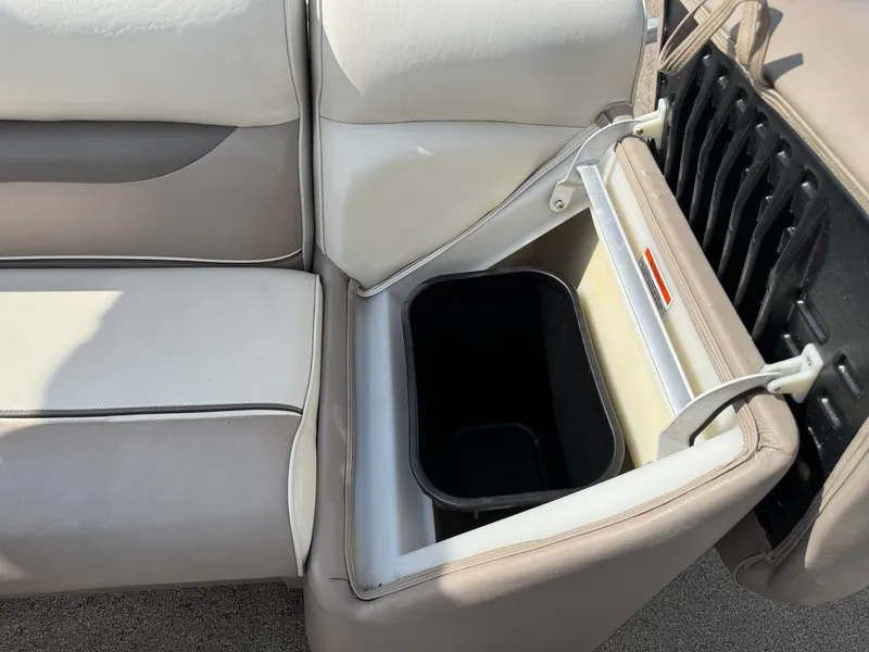 Slide: The Image of Premier 220 Sunspree pontoon 2009 - 30